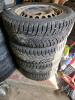 4 195/65R15 Winter wheels 70% tread