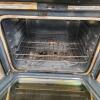 Whirlpool 30" electric stove - 2