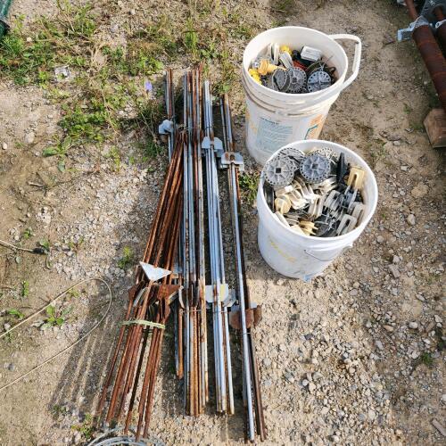 Fencing tensioners, insulators, 4' stakes