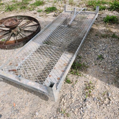 59"x22" Metal cart
