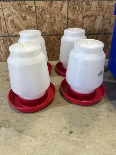 4 new 1gal poultry waterers