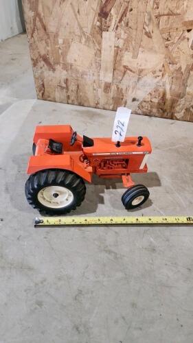 Allis Chalmers D21 diecast tractor