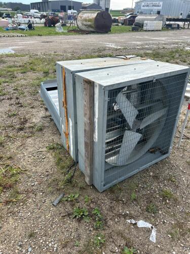 3 40&rdquo; Barn fans