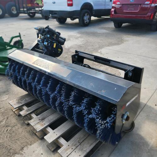 60" Skidsteer mount gas powered hydraulic angle broom