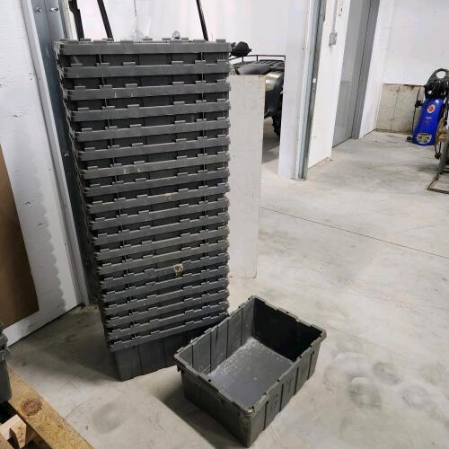 20 Plastic tubs 21"L 15"W 9"D sone tubs slight damage