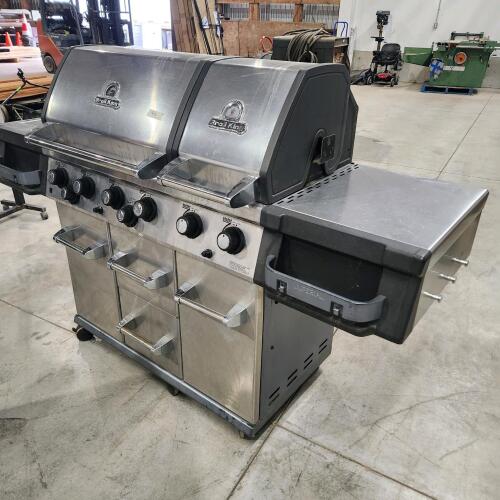 Broil king propane bbq in good condition