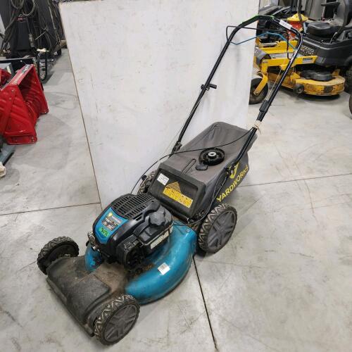 Self-propelled mower missing air filter & cover, extra recoil, runs