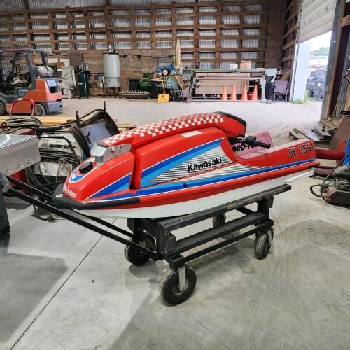 Kawasaki JS550 jet ski w cart, working order