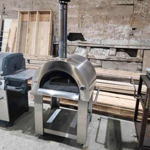 Stainless wood fire pizza oven