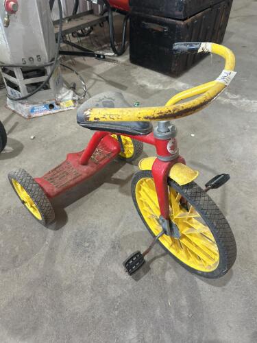 Vintage metal trike
