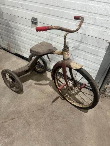 Vintage metal trike
