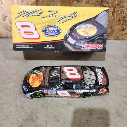 1:24 Scale diesel limited edition Martin Truex junior stock car