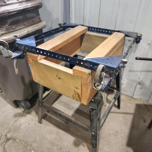 Tablesaw stand w rolling base