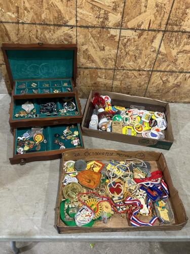 Jewellery box w costume jewellery, Oktoberfest medals, various pins