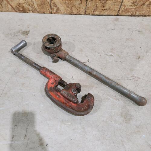 Ridgid pipe threader & tubing cutter