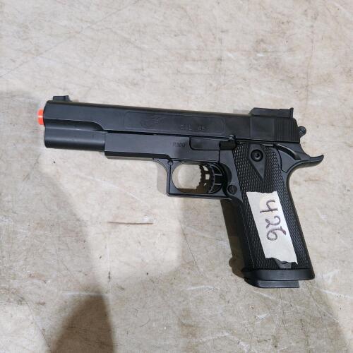 Air soft gun