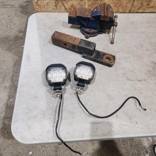 4" Vice, 2" hitch, 3" LED lights