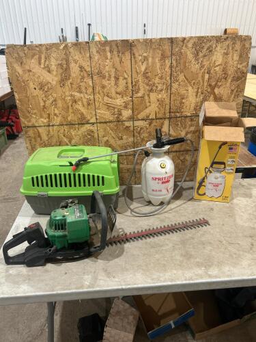 Hedge trimmer as is, pet carrier, 1g sprayer