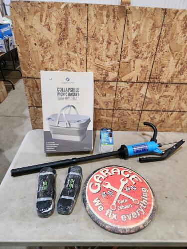 2 2" tow straps, rotary nozzle, pail seat, etc