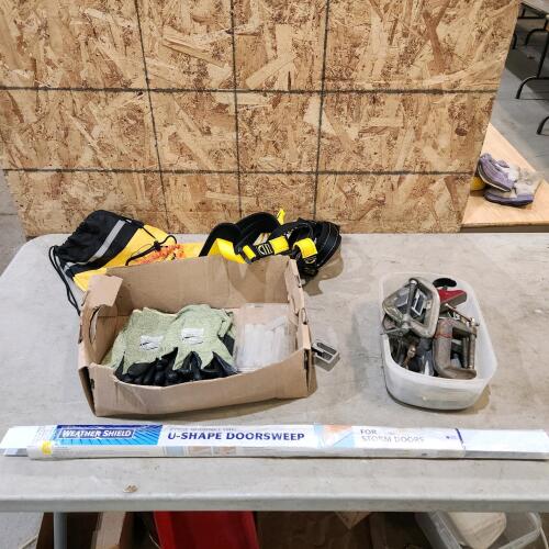 Clamps, garden gloves, safety harness, etc
