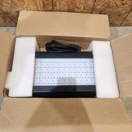 Unused 120v grow light