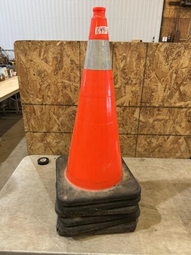 6 27&rdquo; Pylons