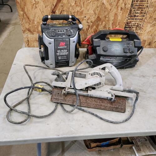 Power planer, 2 battery packs as is