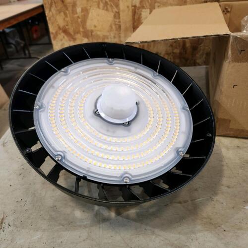 New 120-347V high bay light