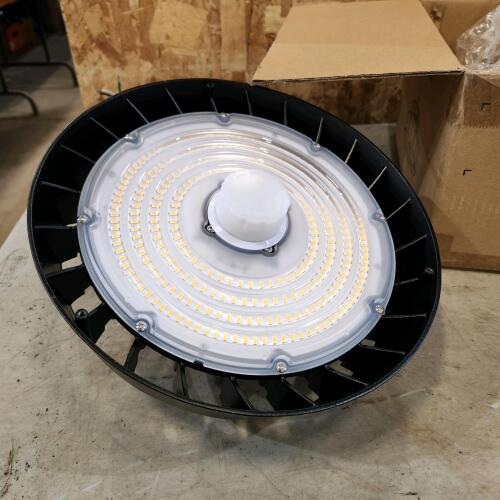New 120-347V high bay light