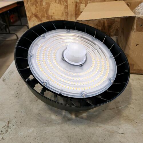New 120-347V high bay light