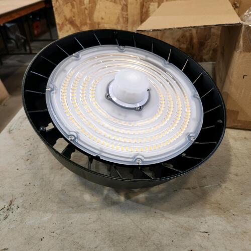New 120-347V high bay light