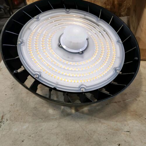 New 120-347V high bay light