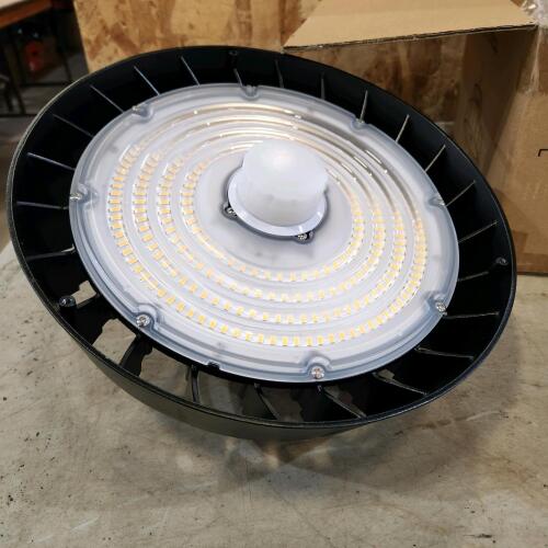 New 120-347V high bay light