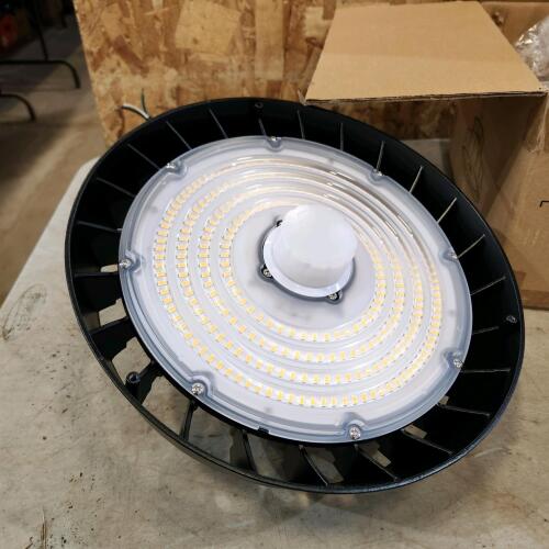 New 120-347V high bay light