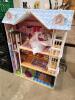 4' Dollhouse w accessories