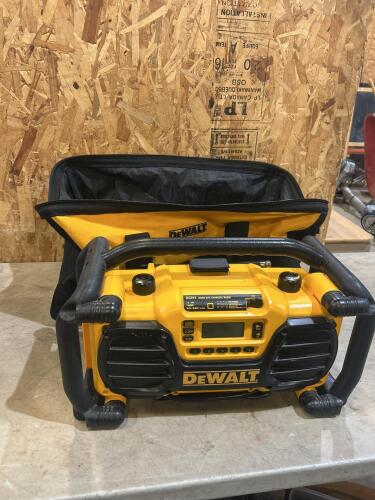 Dewalt jobsite radio