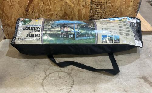12&rsquo;x12&rsquo; Screen gazebo