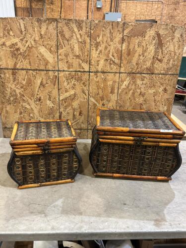 2 Decorative storage chests