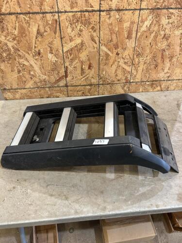 Locking Range Rover ramp