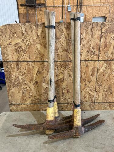 4 Pick axes