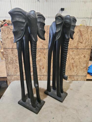 33" Wooden elephants