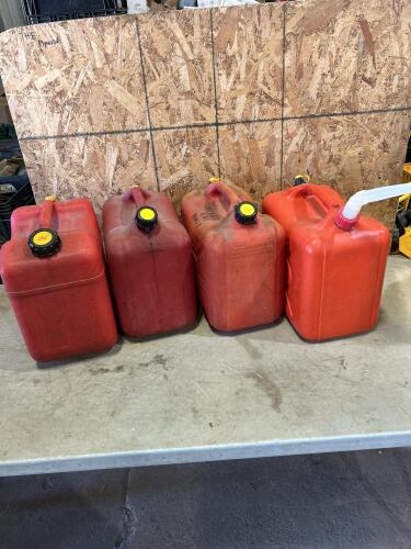 4 5Gal gas cans