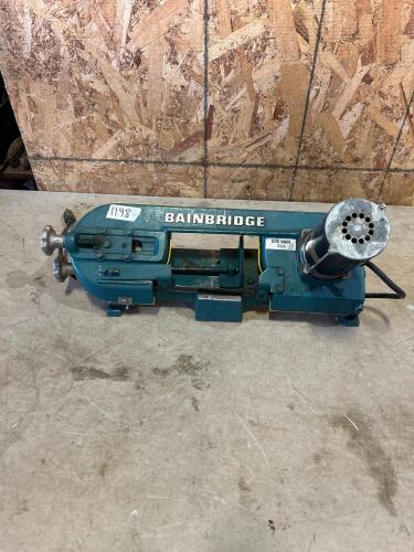 Benchtop bandsaw