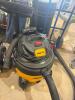 16 Gal shopvac with hose
