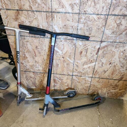 2 Scooters