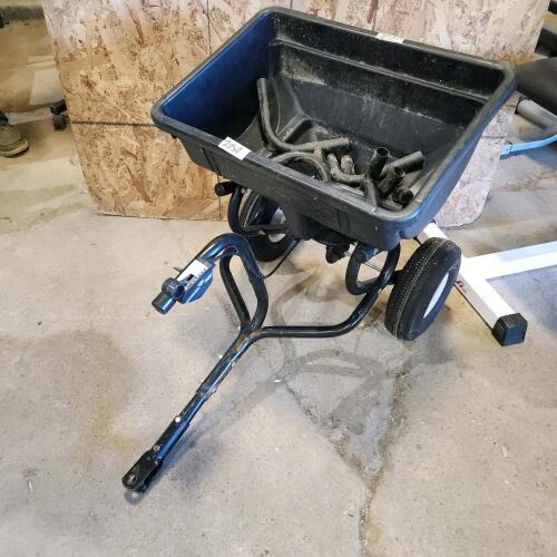 Tow behind spreader
