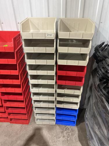 22 Storage bins 11&rdquo;W 11&rdquo;D 5&rdquo;H