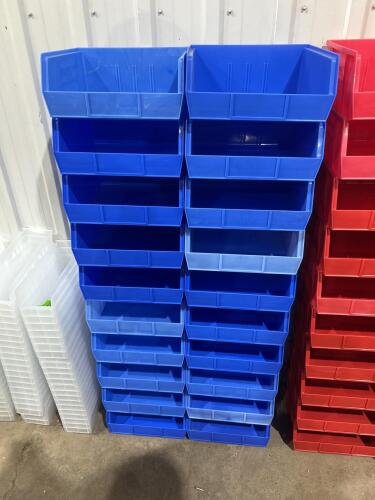 20 Storage bins 11&rdquo;W 11&rdquo;D 5&rdquo;H