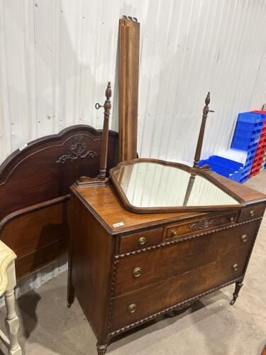 2 Piece vintage twin size bed set