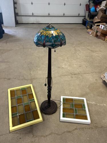 2 Stained glass windows, Tiffany style floor lamp